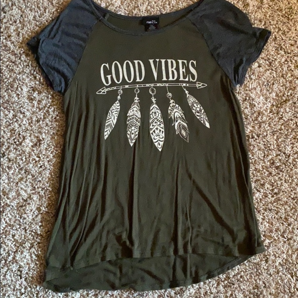 Good Vibes T-shirt